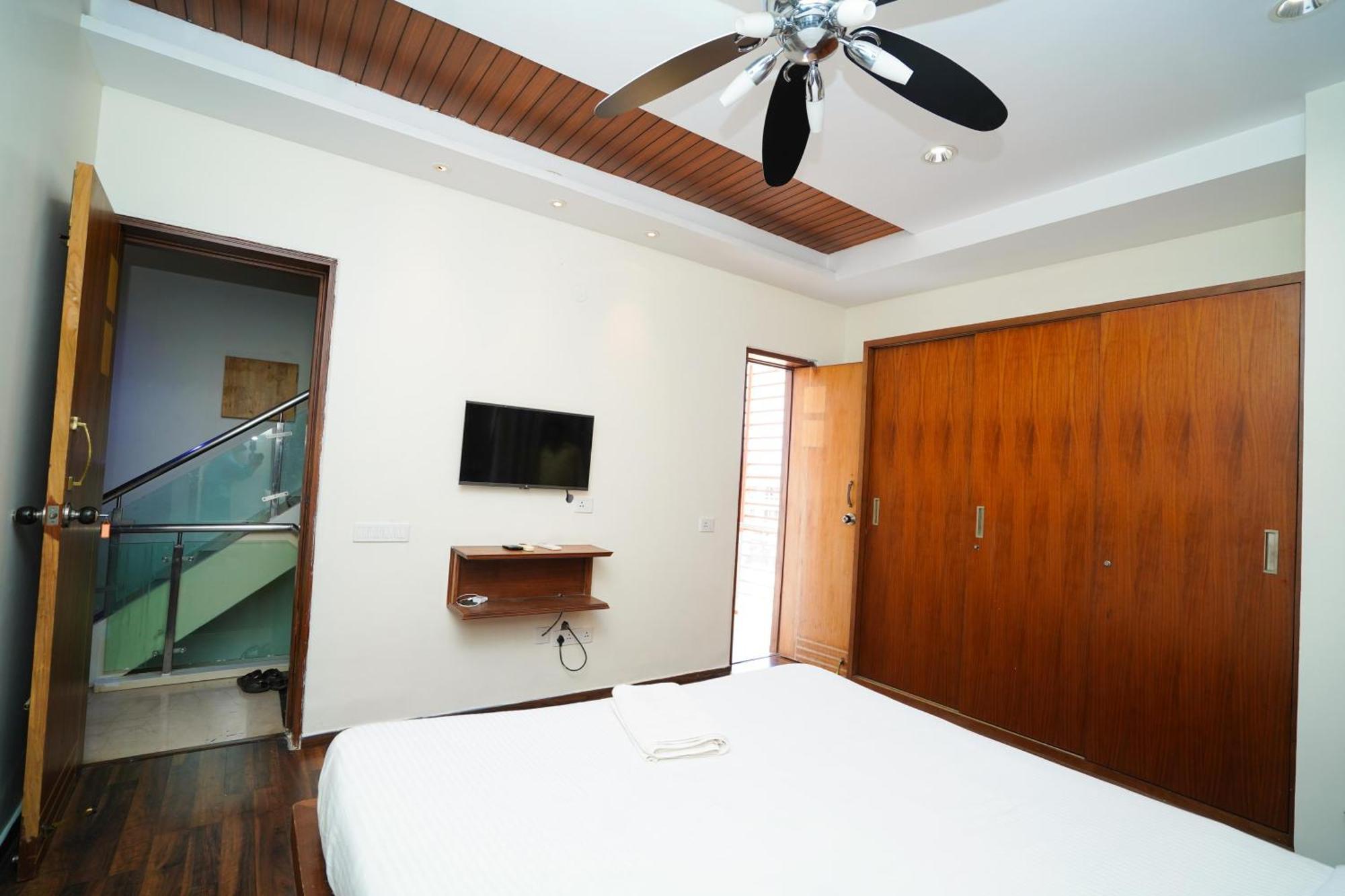 Golden Villa - Duplex House With Private Theater - Near To Alipiri And Bhudevi Ttd Ticket Counter And Kapilateertham Tirupati Exteriör bild
