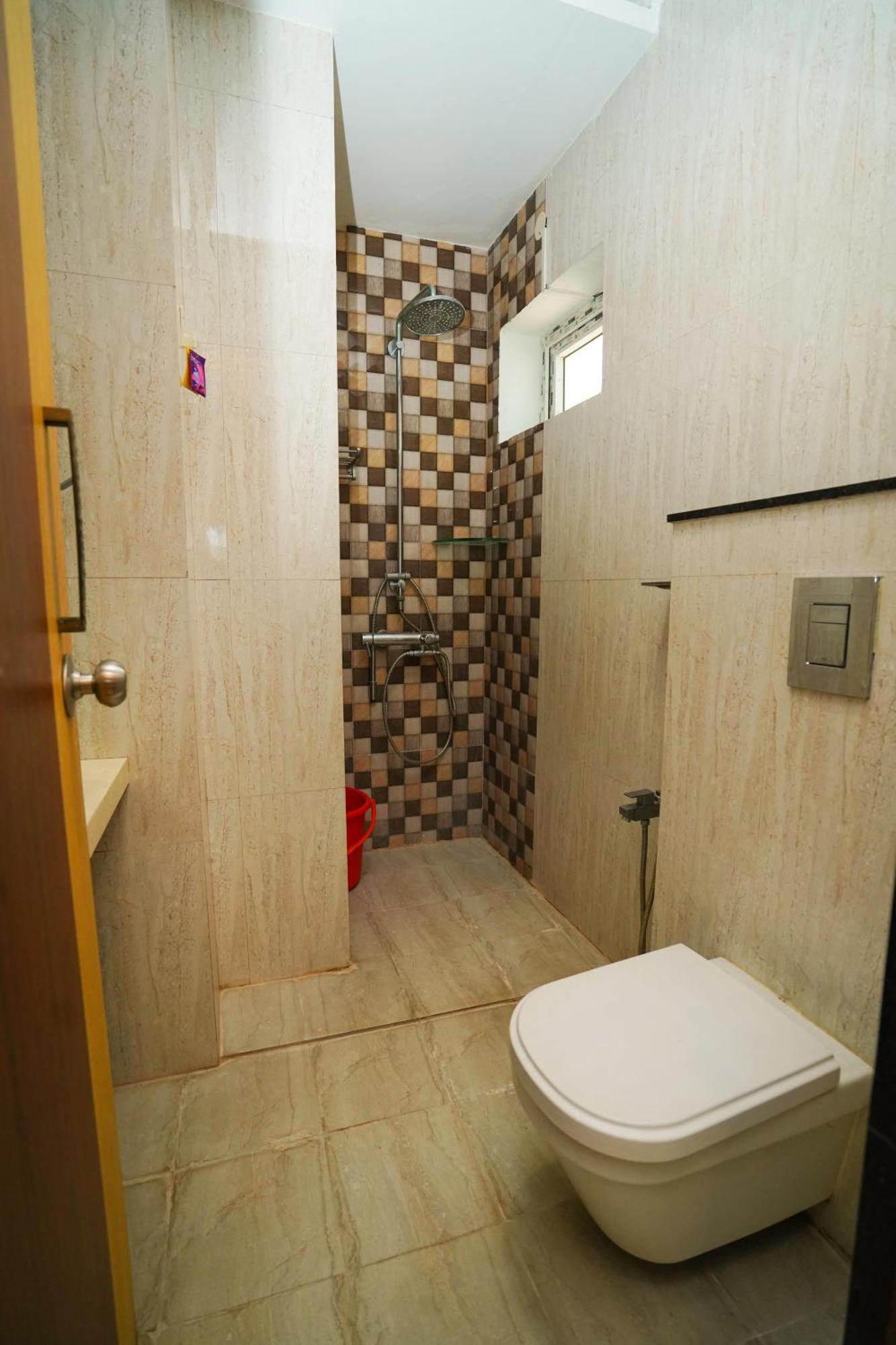 Golden Villa - Duplex House With Private Theater - Near To Alipiri And Bhudevi Ttd Ticket Counter And Kapilateertham Tirupati Exteriör bild