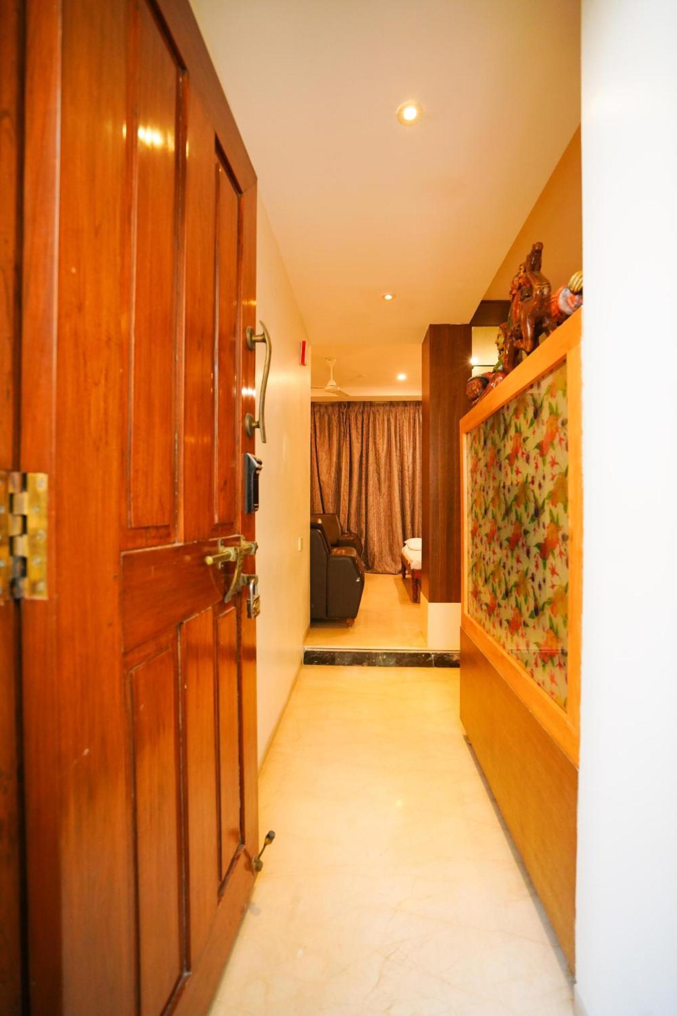 Golden Villa - Duplex House With Private Theater - Near To Alipiri And Bhudevi Ttd Ticket Counter And Kapilateertham Tirupati Exteriör bild